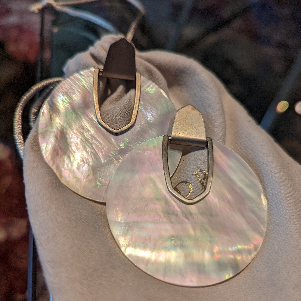 Kendra Scott Diane Mother of Pearl Earrings